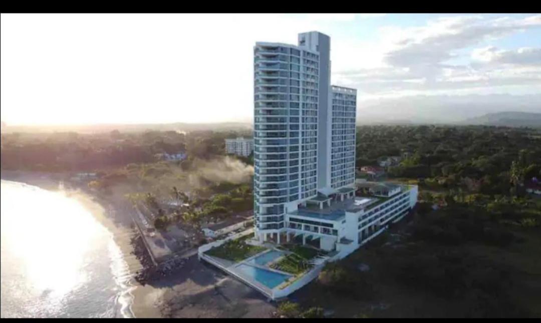 Apto De Playa Con Hermosa Vista Frente Al Mar Apartment Nueva Gorgona Exterior photo