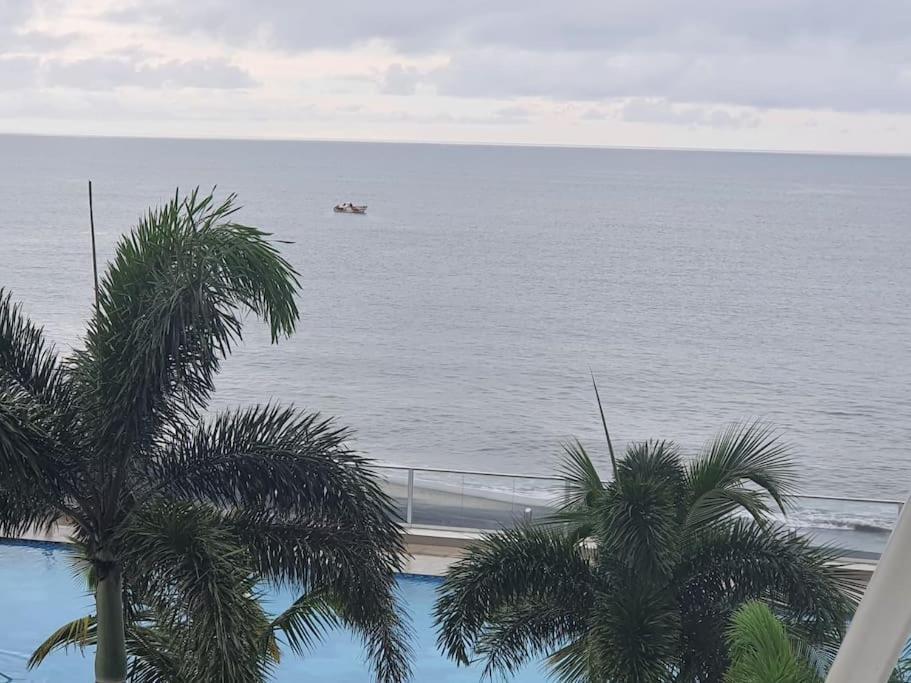 Apto De Playa Con Hermosa Vista Frente Al Mar Apartment Nueva Gorgona Exterior photo