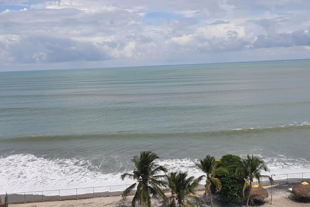 Apto De Playa Con Hermosa Vista Frente Al Mar Apartment Nueva Gorgona Exterior photo